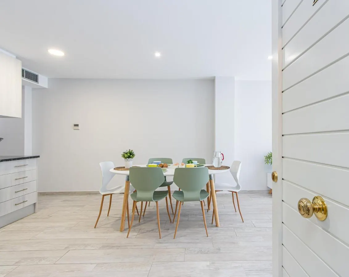 Central Apartment 2A 50M Beach Roses Espagne